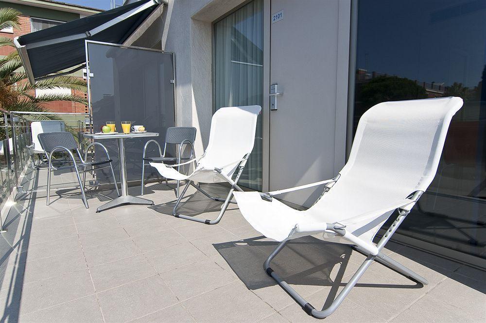 Apartamentos Castellmar Кастельдафелс Екстер'єр фото