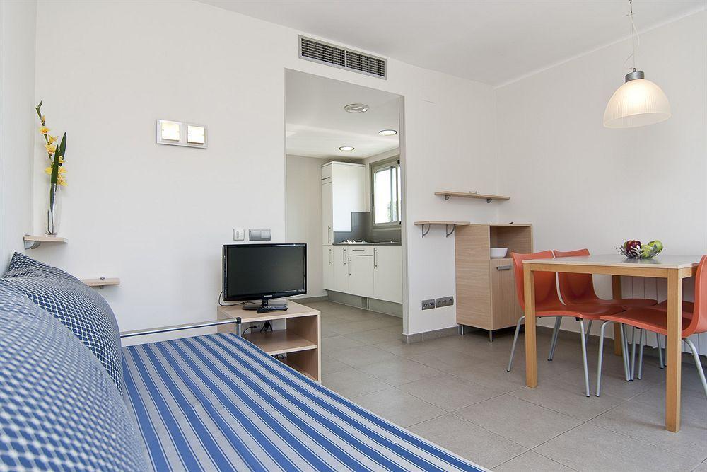 Apartamentos Castellmar Кастельдафелс Екстер'єр фото