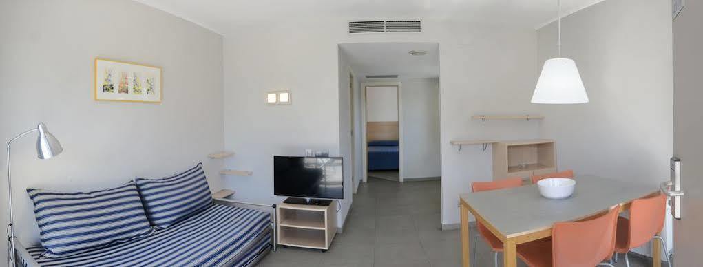 Apartamentos Castellmar Кастельдафелс Екстер'єр фото
